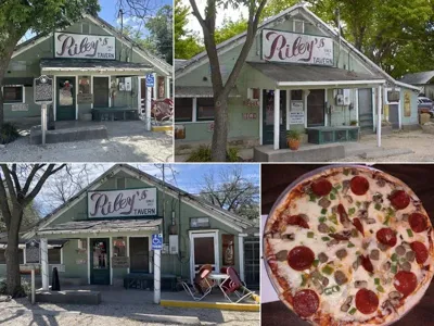 Riley's Tavern, business photo 1
